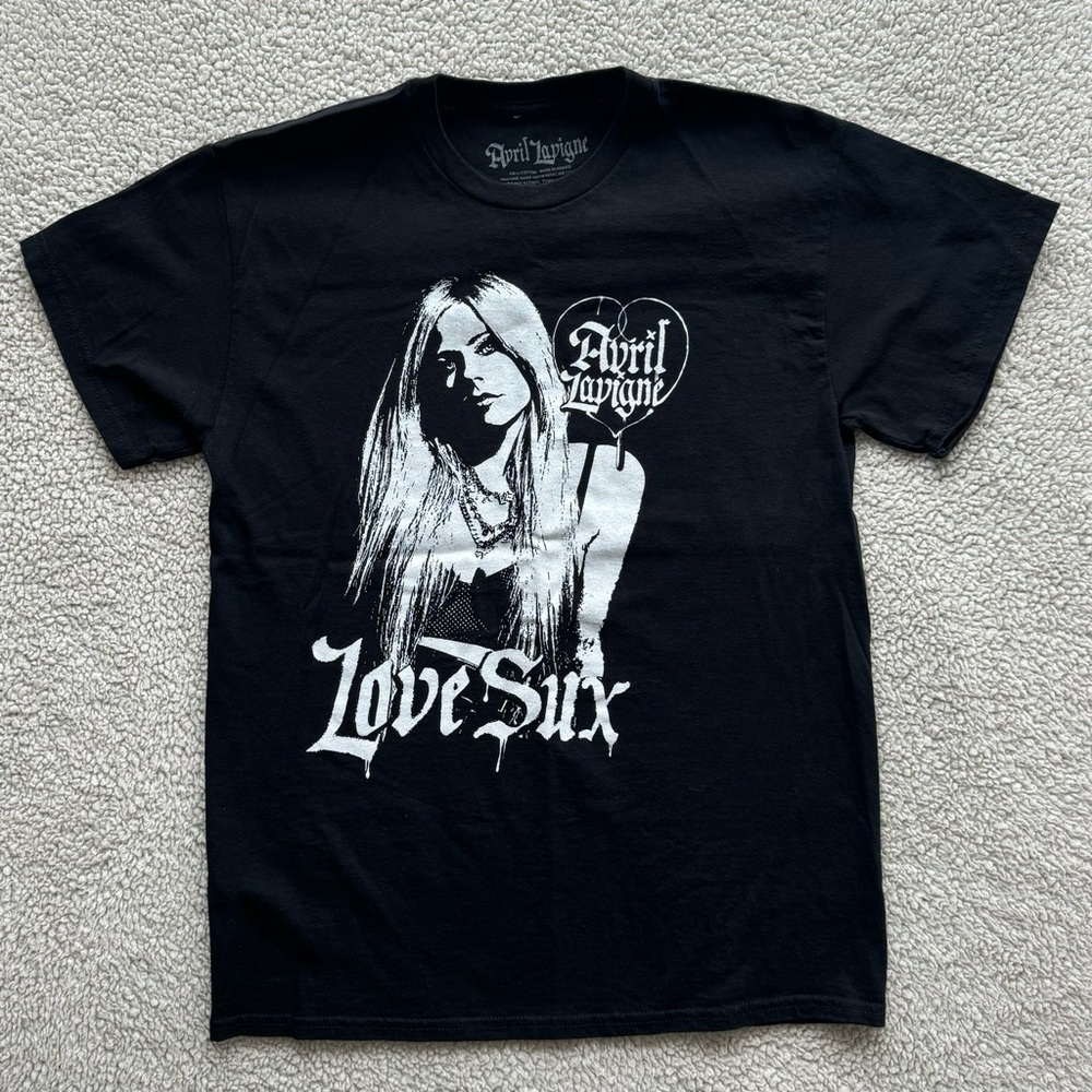 Avril Lavigne Love Sux Canada Tour t-shirt